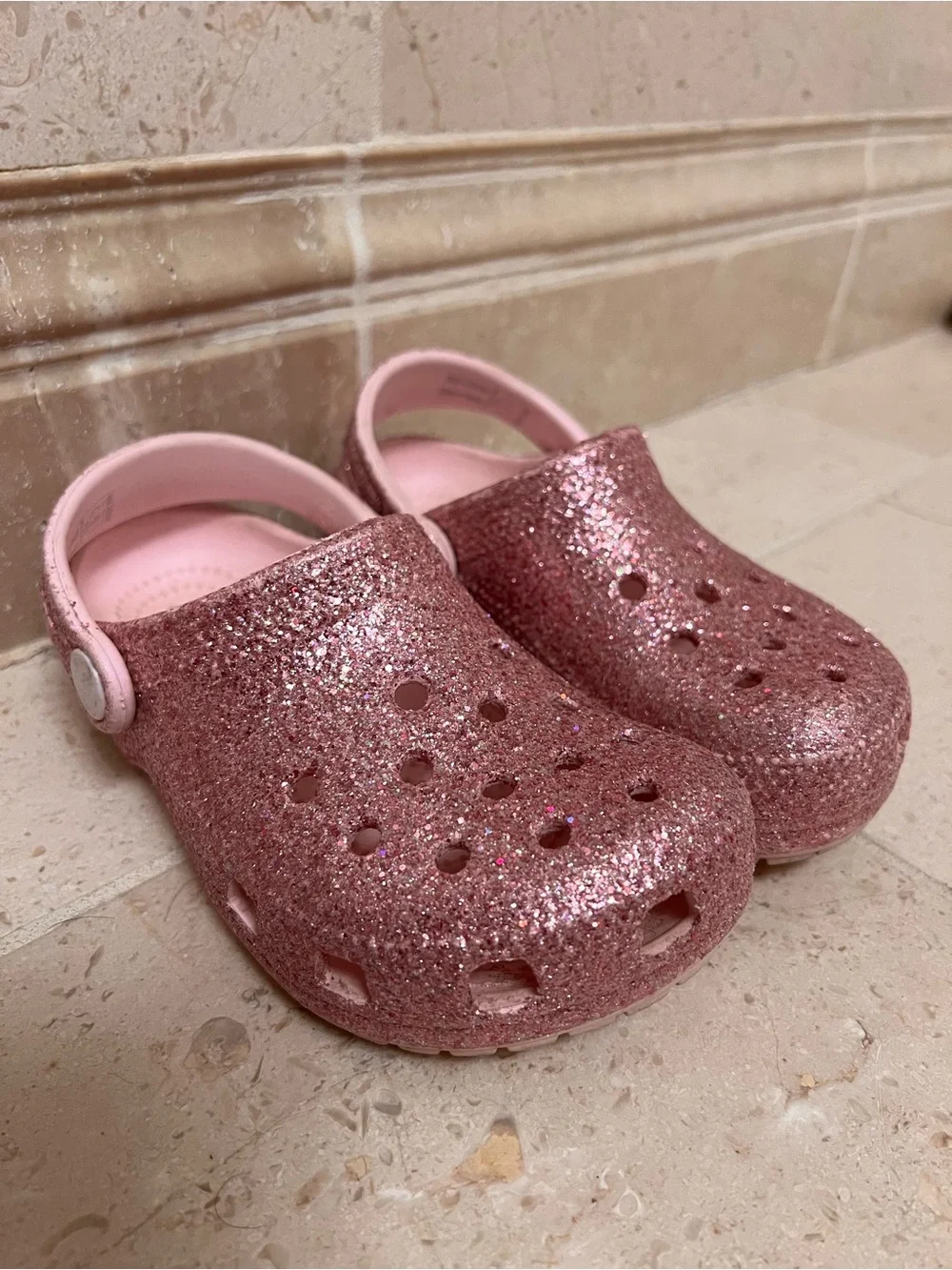 CROCS limited signs